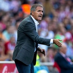 Paco Herrera Pelatih Pertama yang Dipecat di La Liga Musim Ini