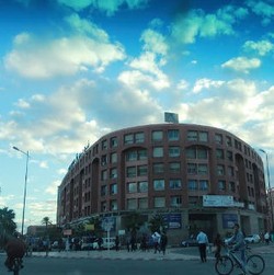 Merajut Mimpi di Kota Merah