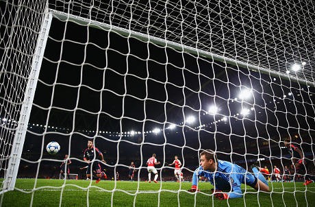 Arsenal Kandaskan Bayern 2-0