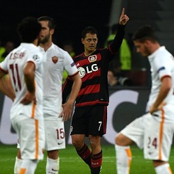 Letupan Chicharito dalam Drama 8 Gol di BayArena