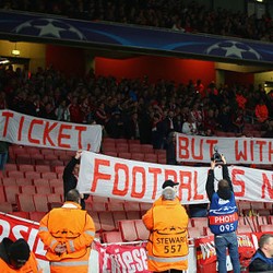 Pep Janjikan Tiket Murah untuk Fans Arsenal di Allianz Arena