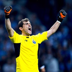 Casillas Masih Ada, Masih Bikin Rekor