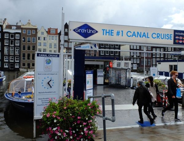 Serunya Tur Keliling Canal Ring di Amsterdam, Belanda