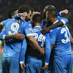 Cavani Gembira Lihat Laju Napoli Saat Ini, Tak Tutup Kans Kembali