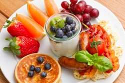 Ini Kiat Menikmati Brunch Agar Tubuh Tetap Sehat dan Ramping