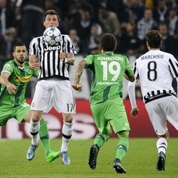 Si Nyonya Besar yang Tak Menggigit