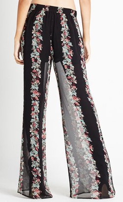 Editors Choice: Tampil Retro dengan 5 Celana Berpotongan Flare