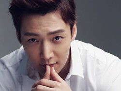 Cedera Lutut Parah, Aktor Choi Jin Hyuk Keluar dari Militer