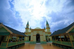 Kisah Masjid dari Putih Telur di Kepulauan Riau