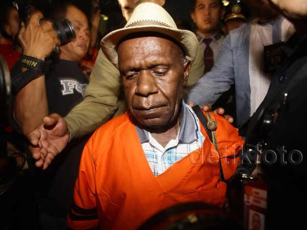 KPK Tahan 4 Orang Terkait Kasus Dewie Yasin Limpo