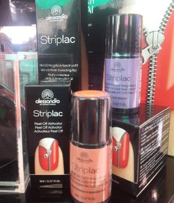 Striplac, Cat Kuku dari Sephora yang Cepat Kering dengan Bantuan Lampu LED