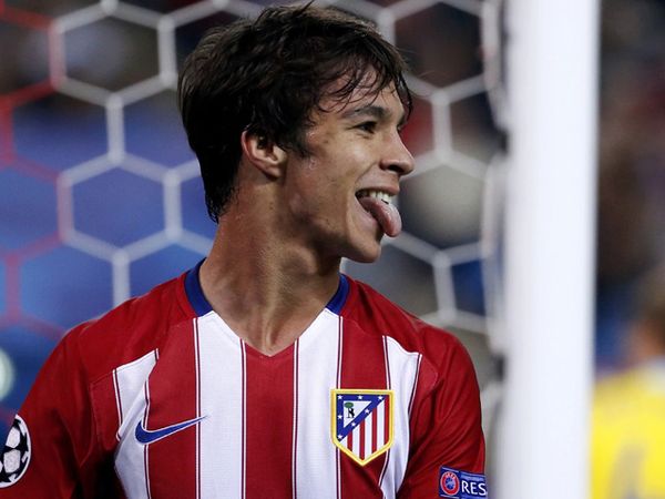 Atletico Menang Besar di Vicente Calderon