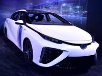 Toyota Mirai ala Back to The Future