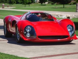 Mobil Ferrari Bertampang Misterius
