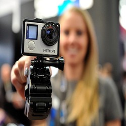 Bingung Pilih GoPro Hero4 atau Sony A5100