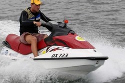 Mahasiswa Australia Ciptakan Jet Ski Listrik Bebas Polusi
