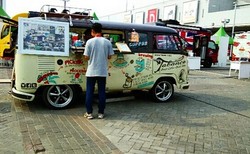 Yuk, Jajan Mie Judes dan Burger Hitam di Food Truck Ini Mulai Besok Siang (3)