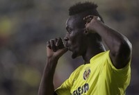 2 Gol Villarreal lainnya dicetak Roberto Soldado dan Eric Bailly. REUTERS/Heino Kalis.