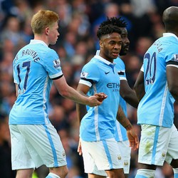 City Anti Main Defensif di Old Trafford