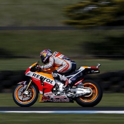 Pedrosa Kuasai Latihan Bebas Pertama