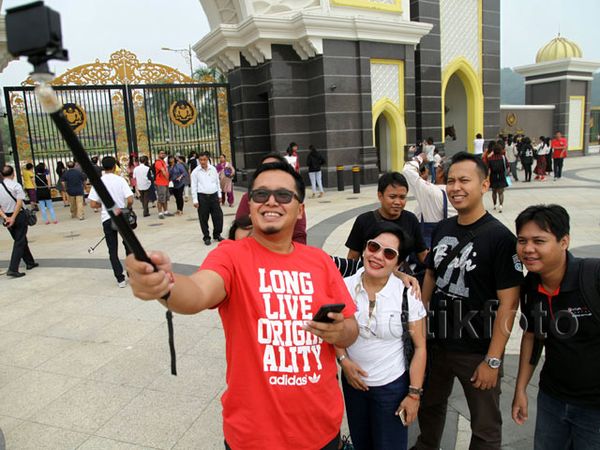 Ada Kabut Asap, Wisatawan Tetap Kunjungi Malaysia