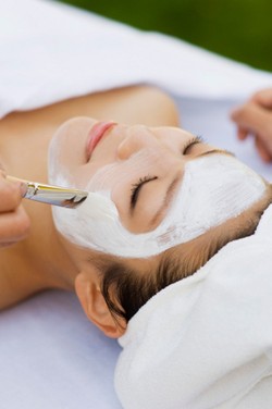 Cara Memilih Facial yang Sesuai dengan Permasalahan Kulit Anda