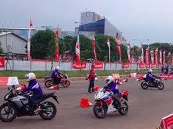 20 Konsumen Motor Honda Nonton Bareng MotoGP 2015 di Sepang