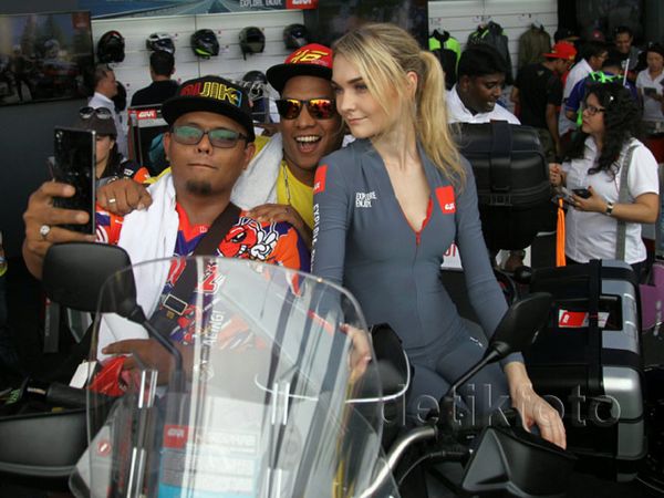 Mereka Yang Mewarnai Sepang