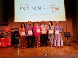Miranti Serad dan Inspirasi Buku Batik Kudus the Heritage