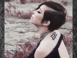 Ga In Pamer Kepala Pitak dan Punggung Seksi di Teaser Comeback Brown Eyed Girls