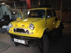 Unik, Ada MINI Berbadan Range Rover