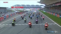 Begini Video Rossi Tendang Marquez di MotoGP Malaysia
