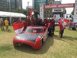 Mobil Widya Wahana ITS Akhirnya Masuk Finish Lomba Darwin-Adelaide