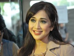 Main di Sepasang Mata Ibu, Paramitha Rusady Jadi Inspirasi Perempuan Indonesia