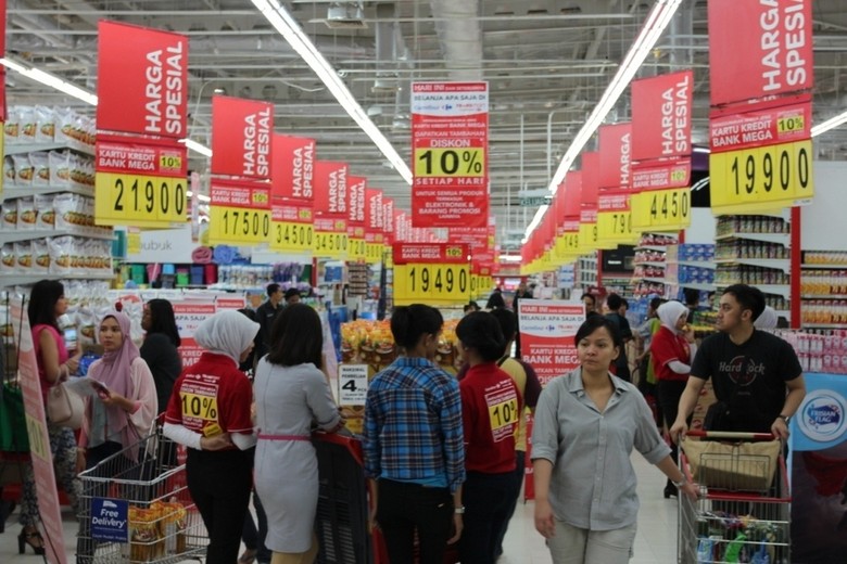 Carrefour Diskon Harga Set Meja Makan Hingga 50%