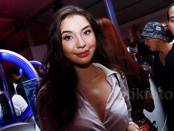 Apa Kabar, Manohara?