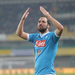 Suburnya Higuain Setelah Disebut Terlalu Malas pada Pramusim