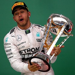 Hamilton: Pebalap Inggris Pertama yang Mampu Pertahankan Gelar