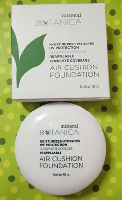 Product Review: Alas Bedak dengan Bantalan Busa dari Mineral Botanica