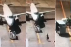 Demi Reuni Sekolah, Traveler Nekat Kejar Pesawat yang Akan Take Off