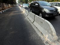 Separator Busway Ditinggikan