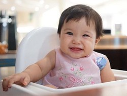 Sepatu Jadi Barang Termahal Bayi Gempita