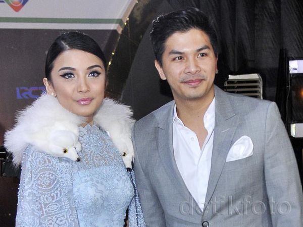 Chelsea Olivia dan Glenn Makin Serasi