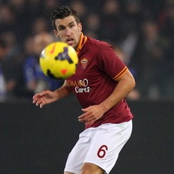 Proses Penyembuhan Cedera Strootman Berjalan Lancar