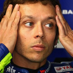 Rossi Sedikit Menyesal Buka Topeng Marquez Sebelum Balapan