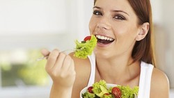 Kalau Tak Ingin Cepat Tua, Rutinlah Makan Brokoli dan Yogurt