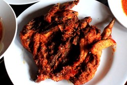 Wisata Kuliner Sedap Ayam Taliwang Irama di Lombok