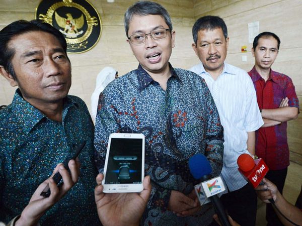 Pansus DPRD DKI Serahkan LHP RS Sumber Waras ke BPK