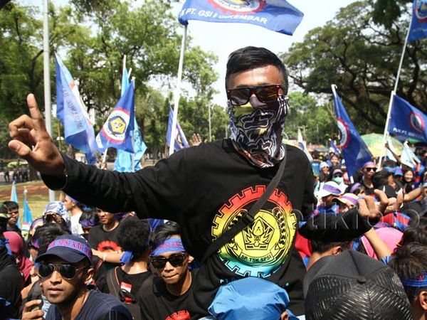 Demo Buruh di Depan Istana