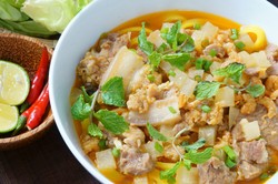 Selain Pho, Vietnam Punya Mie Bun Cha dan Mi Quang